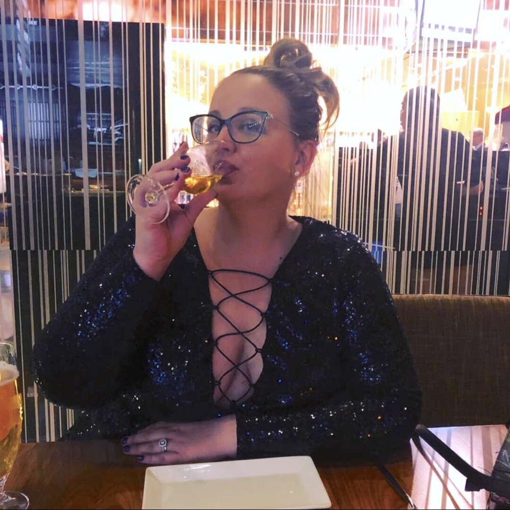 Meet your Posher, Shea